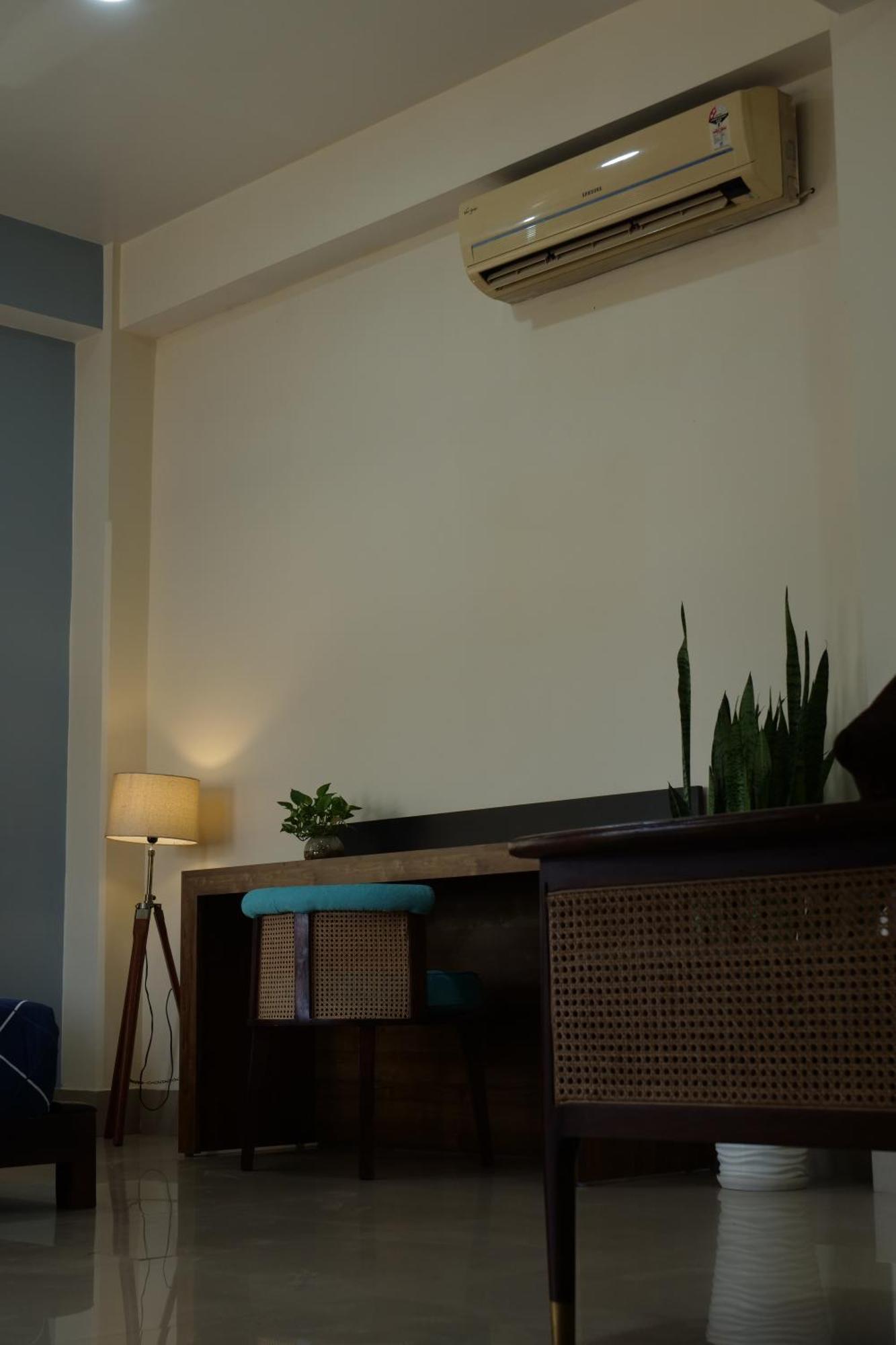 Joy'S Bnb Imphal Zewnętrze zdjęcie